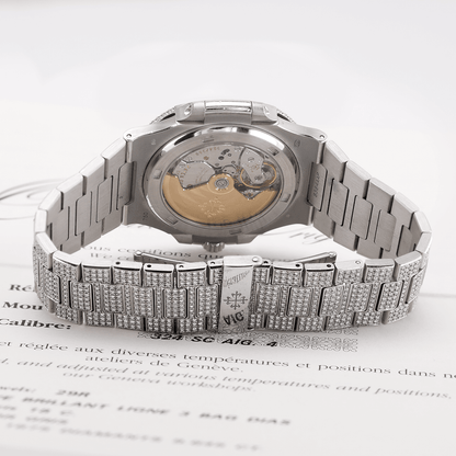 Patek Philippe Nautilus 5719/10G-010 Erkek 40 mm + Kutu